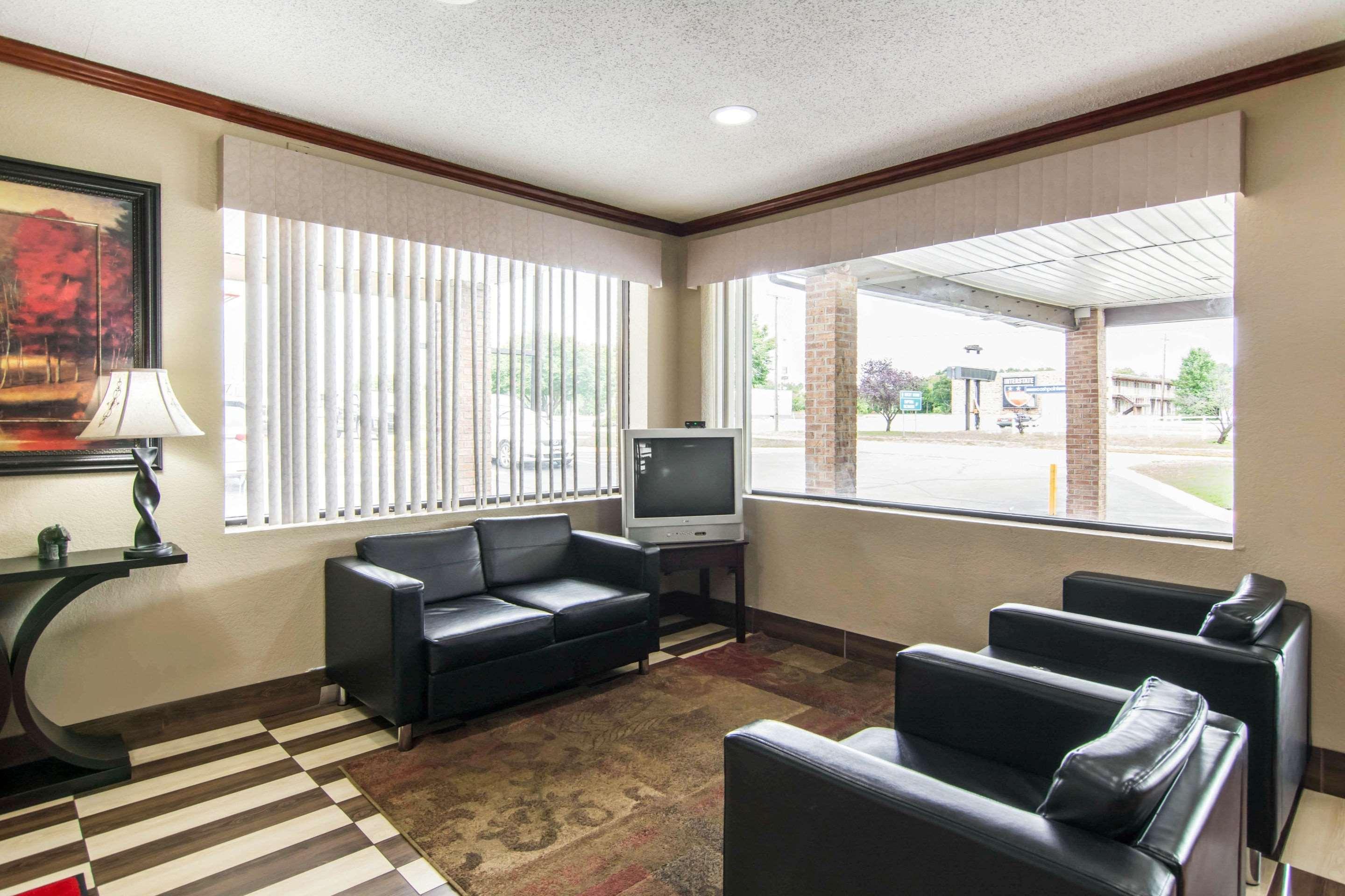 Econo Lodge Weldon - Roanoke Rapids Exterior photo