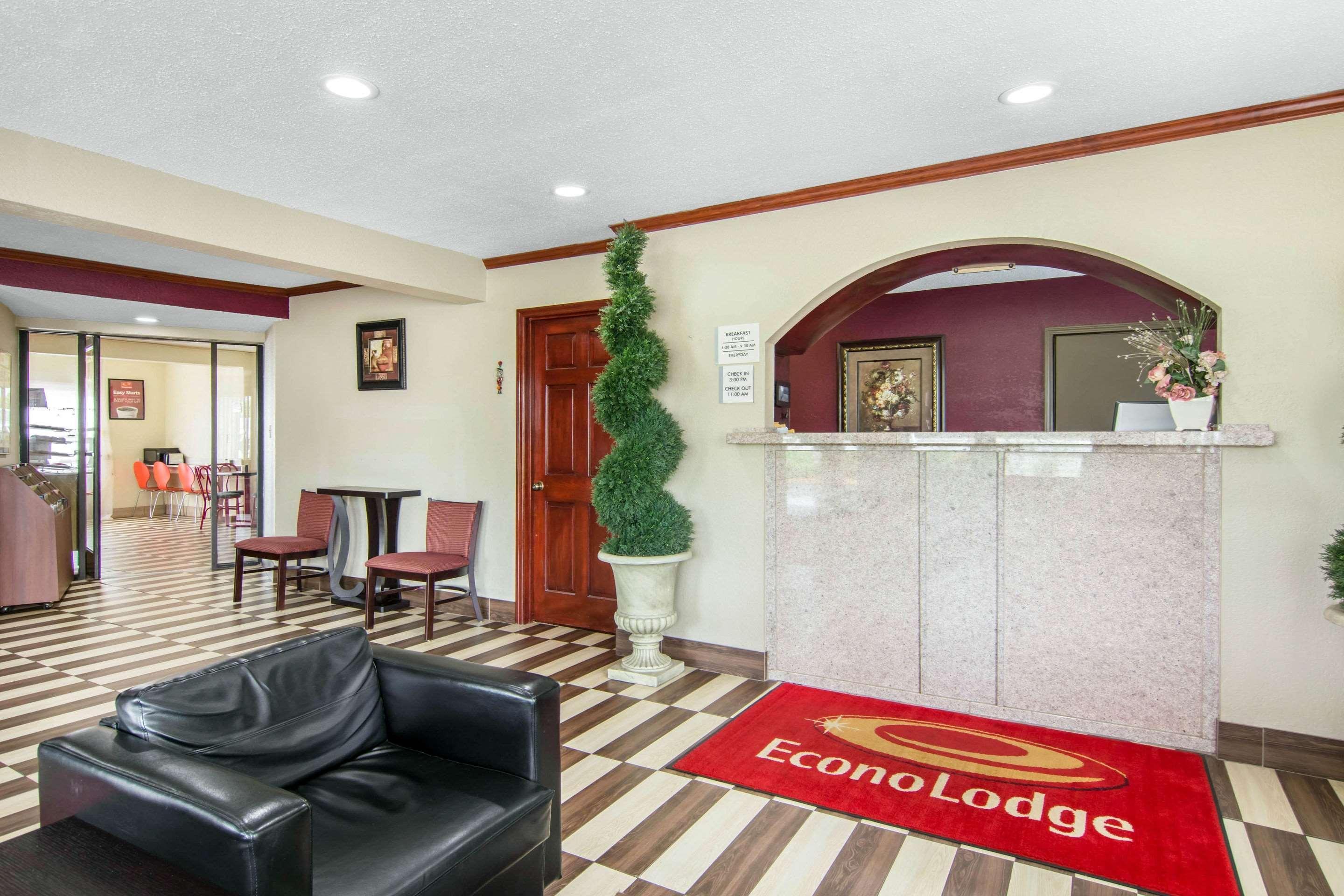 Econo Lodge Weldon - Roanoke Rapids Exterior photo