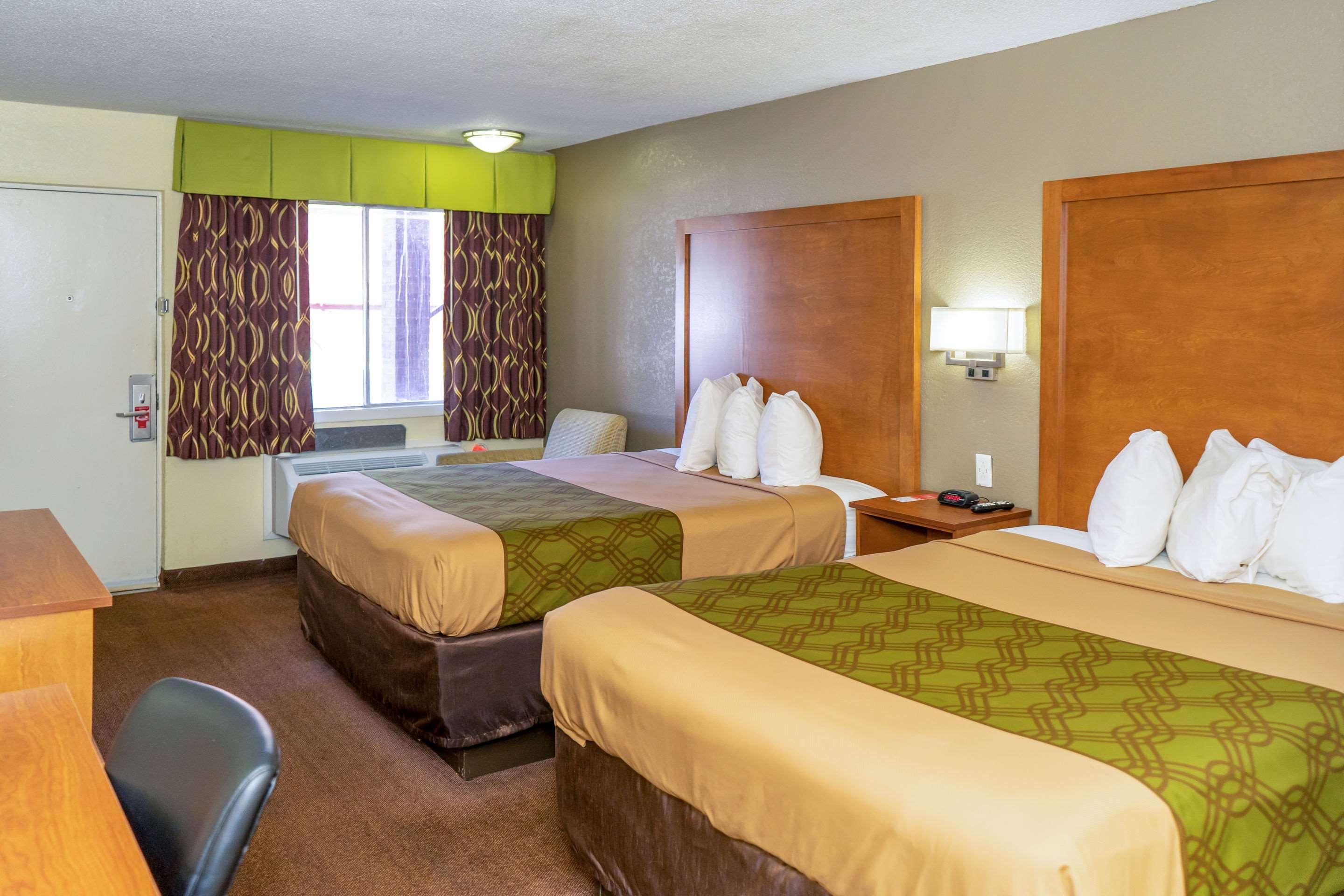 Econo Lodge Weldon - Roanoke Rapids Exterior photo